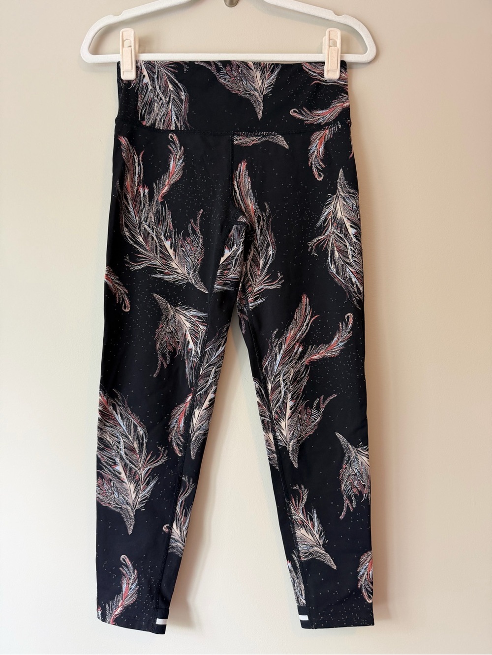 FP Movement Black Feather Print Leggings Free People | Size S
